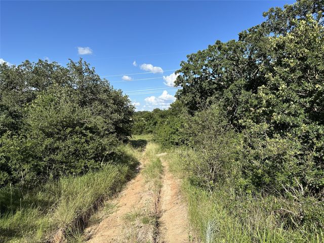 186 PR 3873, Poolville, TX 76487