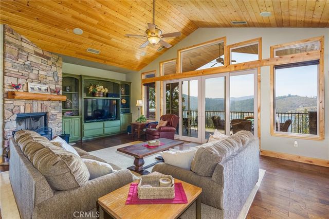 39828 Granite Ridge Lane, Bass Lake, CA 93604