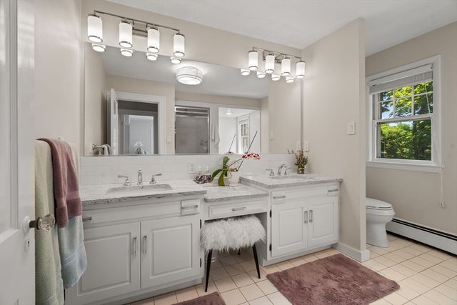 24 Fenno Rd, Newton, MA 02459