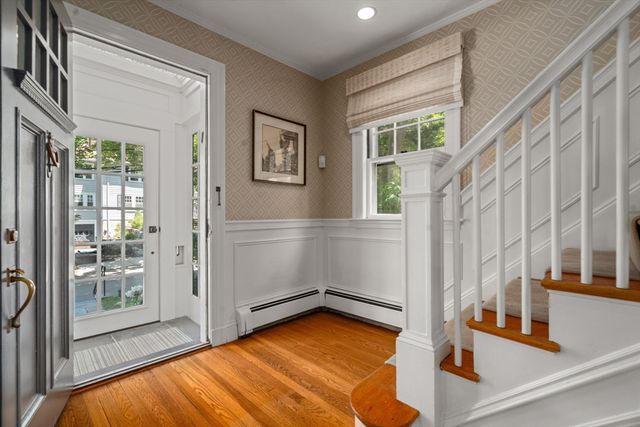 24 Fenno Rd, Newton, MA 02459