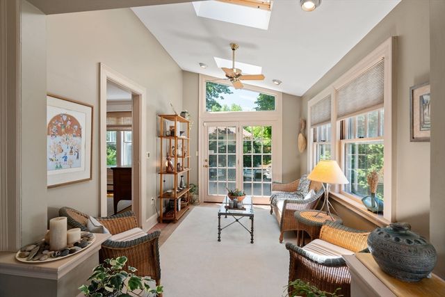 24 Fenno Rd, Newton, MA 02459