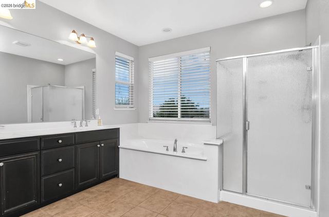 8461 Pinehollow Cir, Discovery Bay, CA 94505