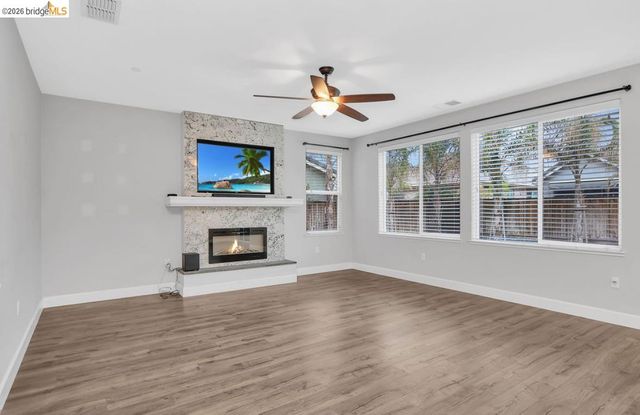 8461 Pinehollow Cir, Discovery Bay, CA 94505
