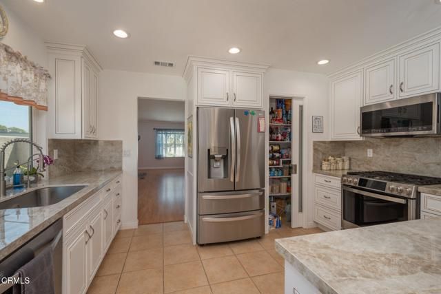 2849 Los Nogales Avenue, Camarillo, CA 93010