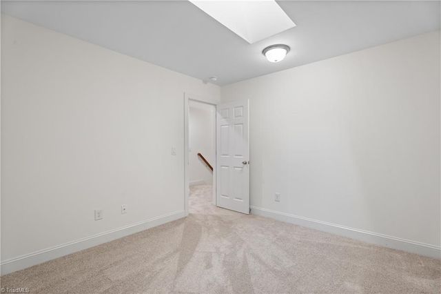 5076 Wyngate Village Drive, Winston-salem, NC 27103