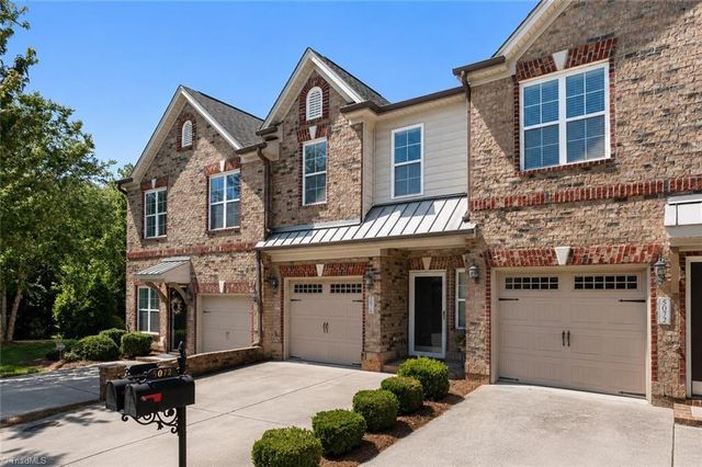 5076 Wyngate Village Drive, Winston-salem, NC 27103