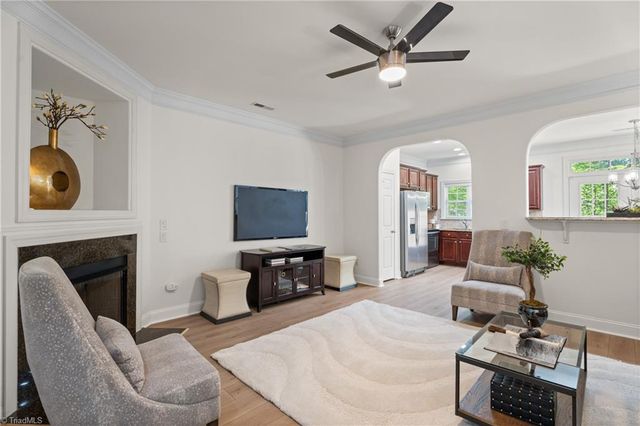 5076 Wyngate Village Drive, Winston-salem, NC 27103