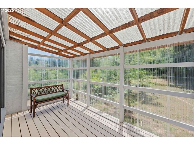 1300 INGERSOLL St, Coos Bay, OR 97420