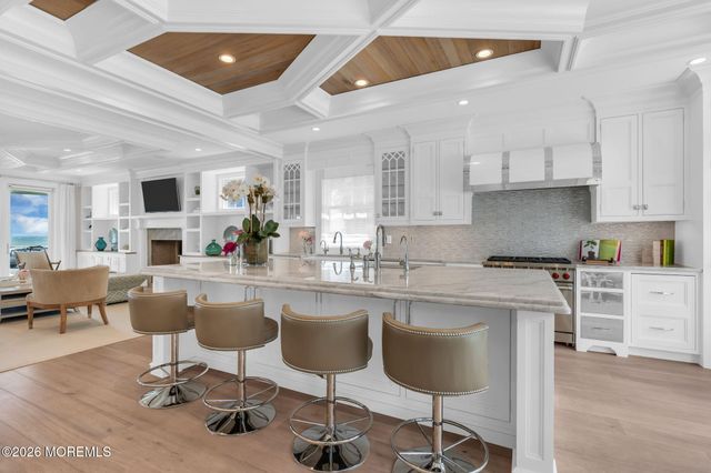 2105 Ocean Avenue N, Spring Lake, NJ 07762