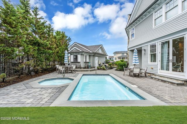 2105 Ocean Avenue N, Spring Lake, NJ 07762