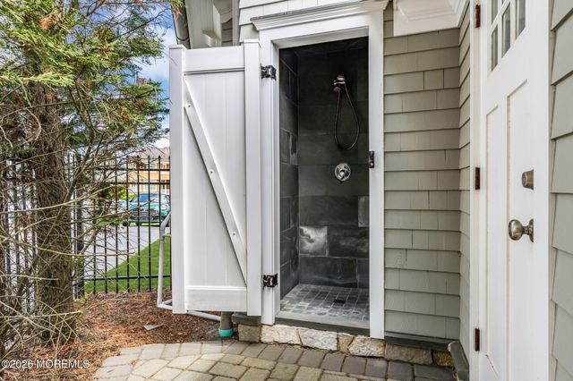 2105 Ocean Avenue N, Spring Lake, NJ 07762