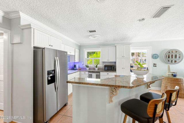 255 SHERRY Drive, Atlantic Beach, FL 32233