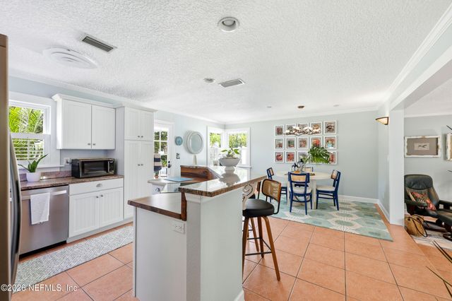 255 SHERRY Drive, Atlantic Beach, FL 32233