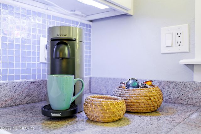 255 SHERRY Drive, Atlantic Beach, FL 32233