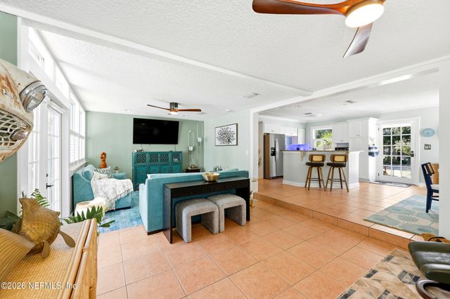 255 SHERRY Drive, Atlantic Beach, FL 32233