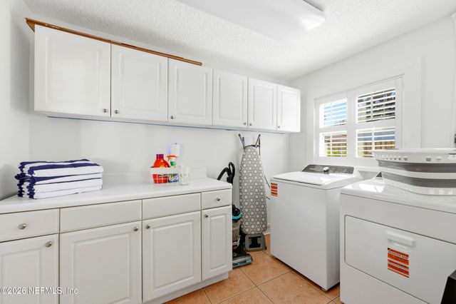 255 SHERRY Drive, Atlantic Beach, FL 32233