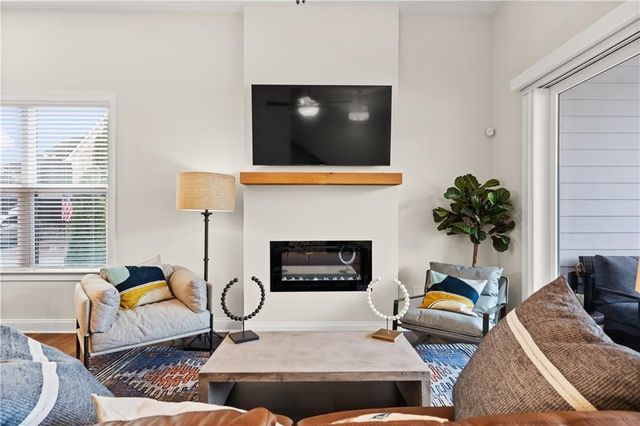 637 Stickley Oak Way, Woodstock, GA 30189