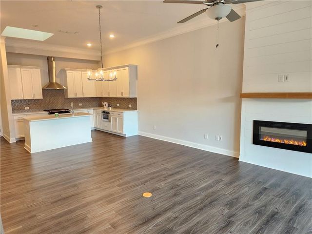 637 Stickley Oak Way, Woodstock, GA 30189