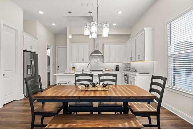 637 Stickley Oak Way, Woodstock, GA 30189