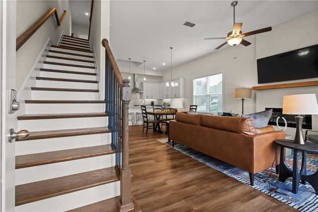 637 Stickley Oak Way, Woodstock, GA 30189