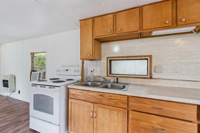 26555 Elm Road, Blanchard, OK 73010