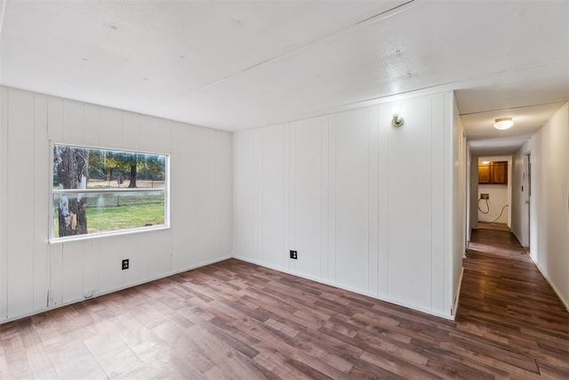 26555 Elm Road, Blanchard, OK 73010