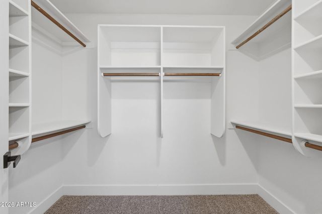 4716 E LONE CACTUS Drive, Phoenix, AZ 85050