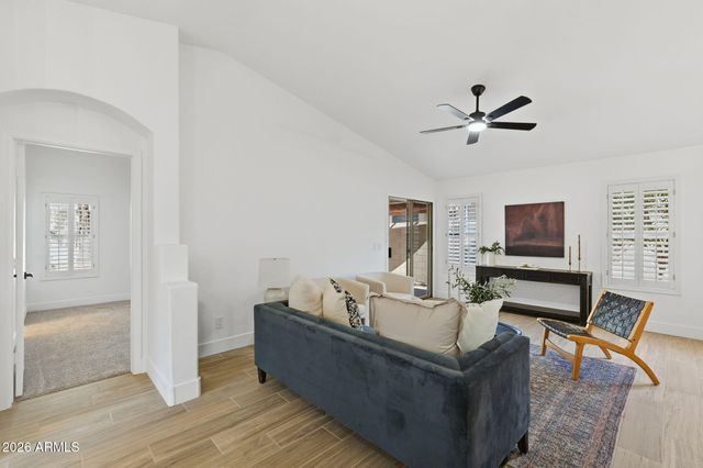 4716 E LONE CACTUS Drive, Phoenix, AZ 85050