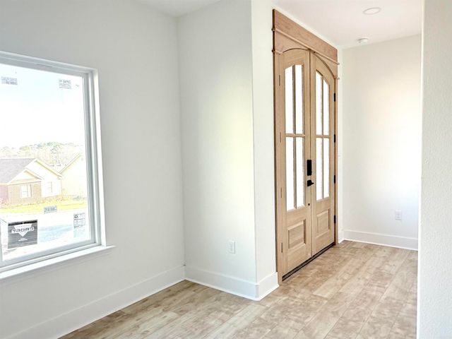 1015 Clinton Court, Alexander, AR 72002