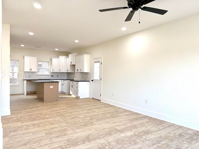 1015 Clinton Court, Alexander, AR 72002