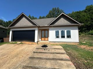 1015 Clinton Court, Alexander, AR 72002