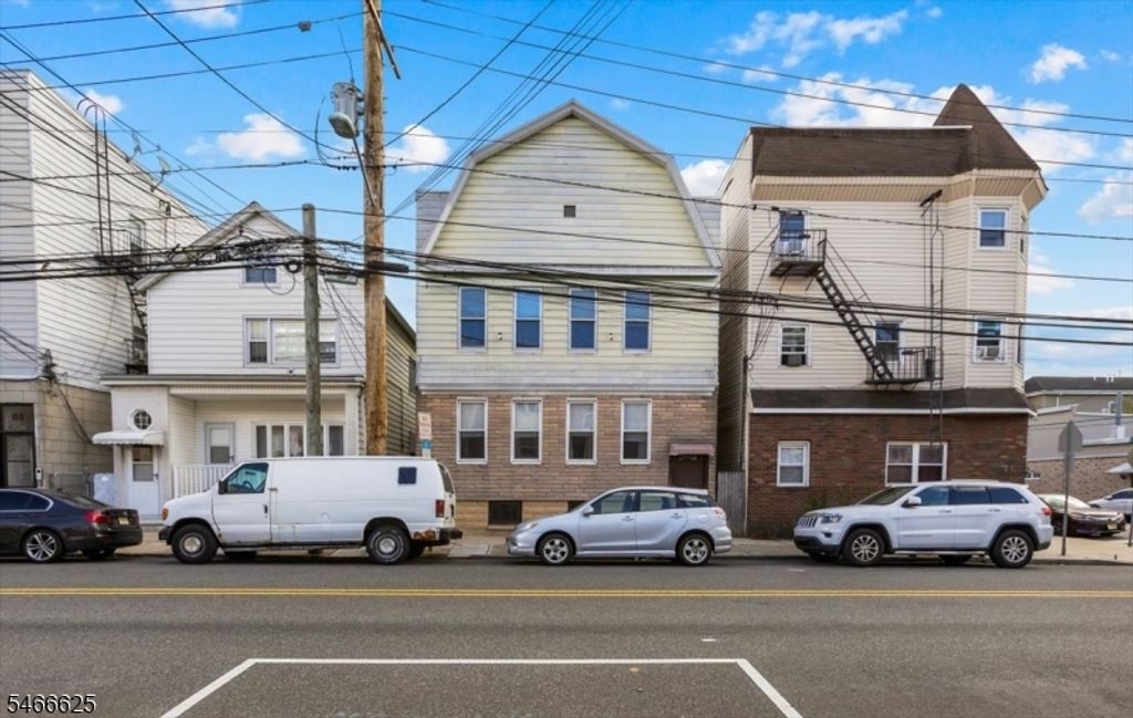 76 Prospect Ave, Bayonne City, NJ 07002 — exterior