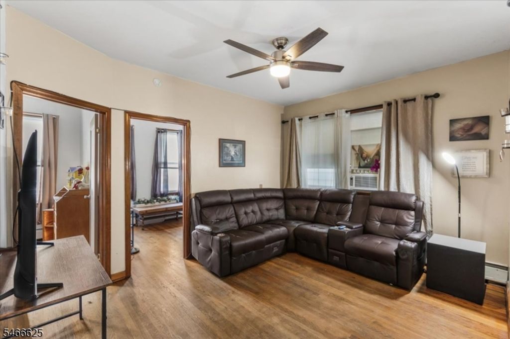 76 Prospect Ave, Bayonne City, NJ 07002 — photo 4