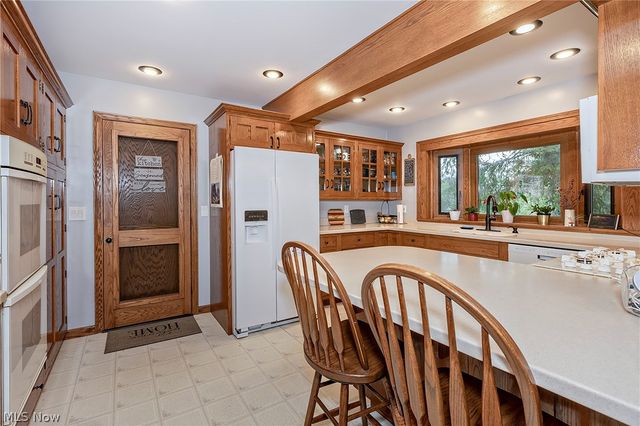 2526 Harris Road, Broadview Heights, OH 44147