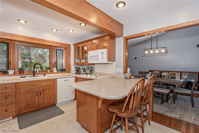 2526 Harris Road, Broadview Heights, OH 44147