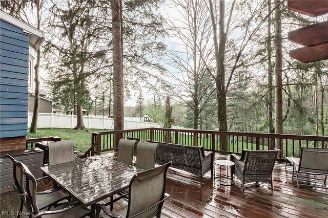 2526 Harris Road, Broadview Heights, OH 44147