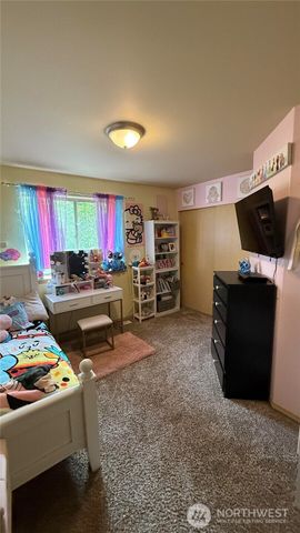1518 104th St S, Tacoma, WA 98444