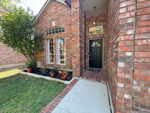 13907 Blenhein Rdg, San Antonio, TX 78231