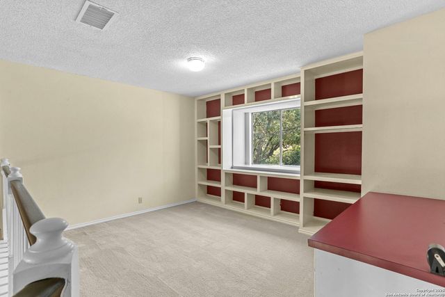 13907 Blenhein Rdg, San Antonio, TX 78231