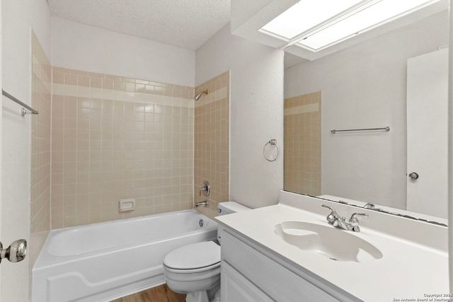 13907 Blenhein Rdg, San Antonio, TX 78231