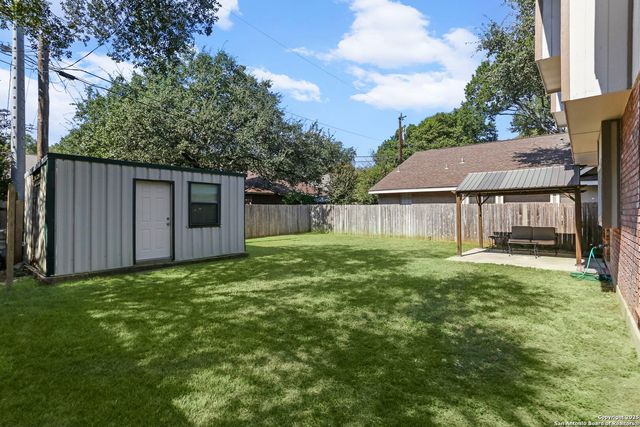 13907 Blenhein Rdg, San Antonio, TX 78231