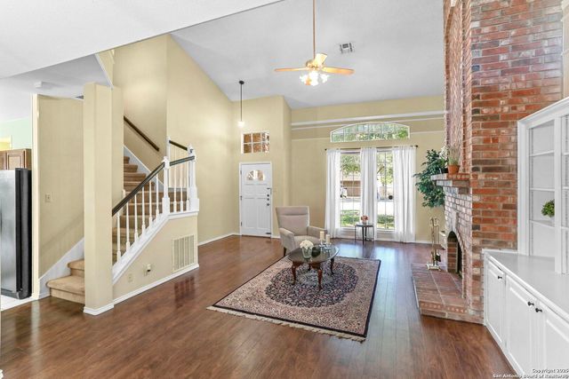 13907 Blenhein Rdg, San Antonio, TX 78231