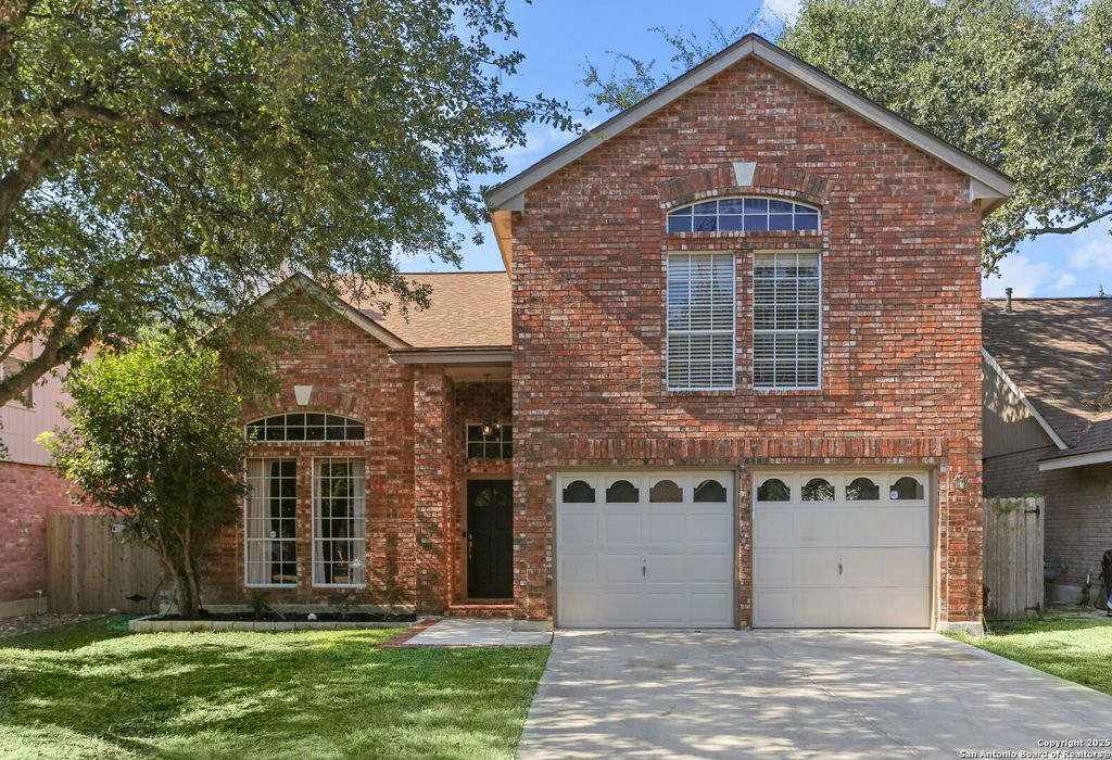 13907 Blenhein Rdg, San Antonio, TX 78231