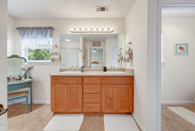 649 Spring Valley Drive, Medford, OR 97501