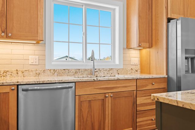 4054 Center Farm Lane, Traverse City, MI 49685