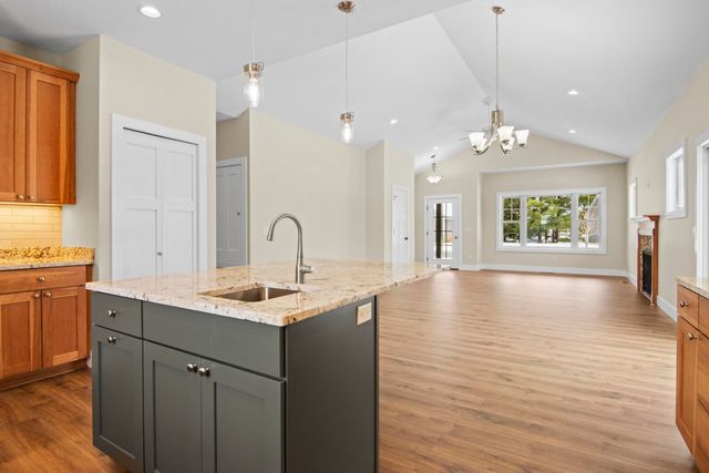 4054 Center Farm Lane, Traverse City, MI 49685