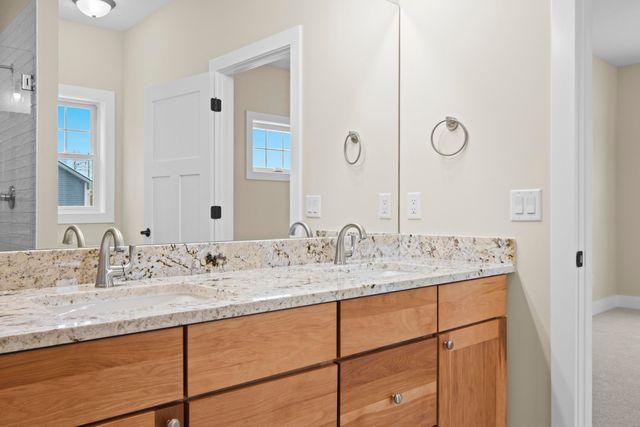 4054 Center Farm Lane, Traverse City, MI 49685