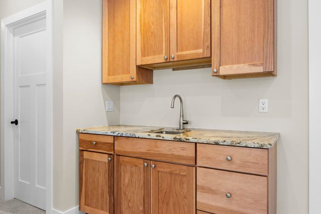 4054 Center Farm Lane, Traverse City, MI 49685