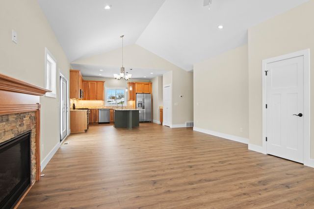 4054 Center Farm Lane, Traverse City, MI 49685