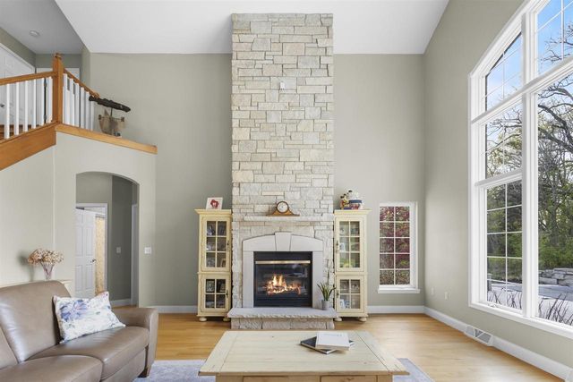 5100 STREICH LANE, Oshkosh, WI 54902